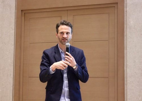 中航嘉信落实本土化 推微信虚拟助手