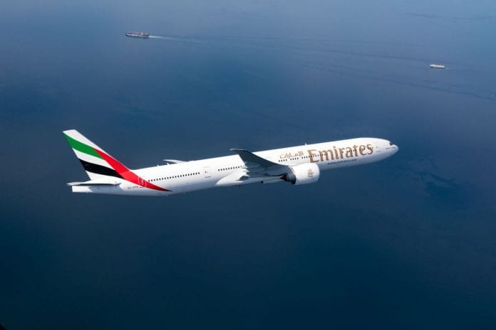 阿联酋航空波音777-300ER客机-1