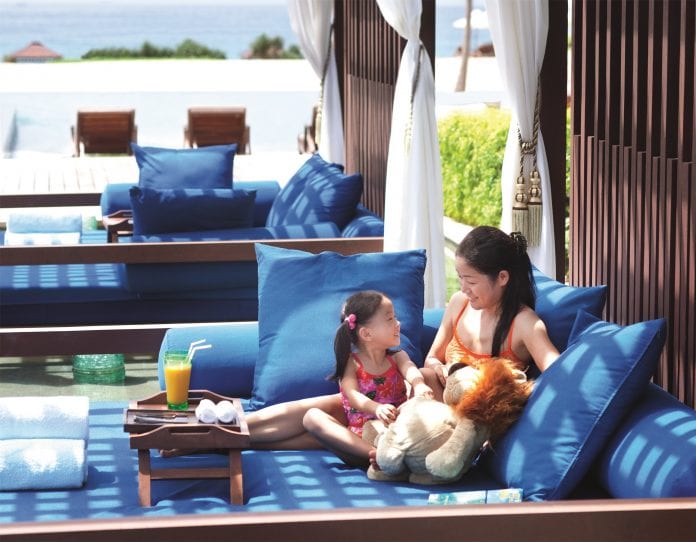 池畔吧(丽思卡尔顿酒店提供)