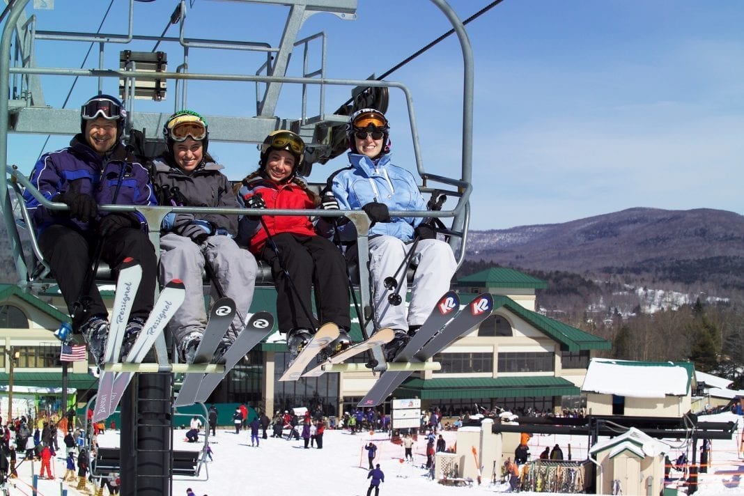 滑雪季将至 纽约州雪场迎来大升级