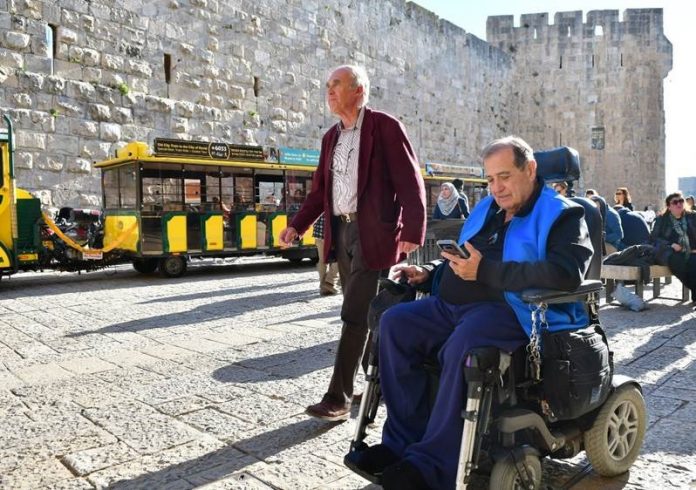 3CEC0F1BAEB74A40AD69E09C9D9754FE