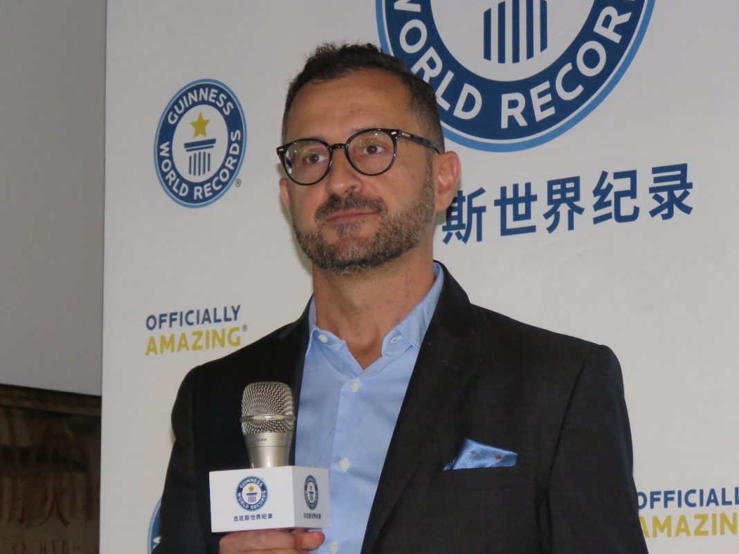 挑战世界纪录!”吉尼斯世界纪录”助力企业打造难忘团队活动