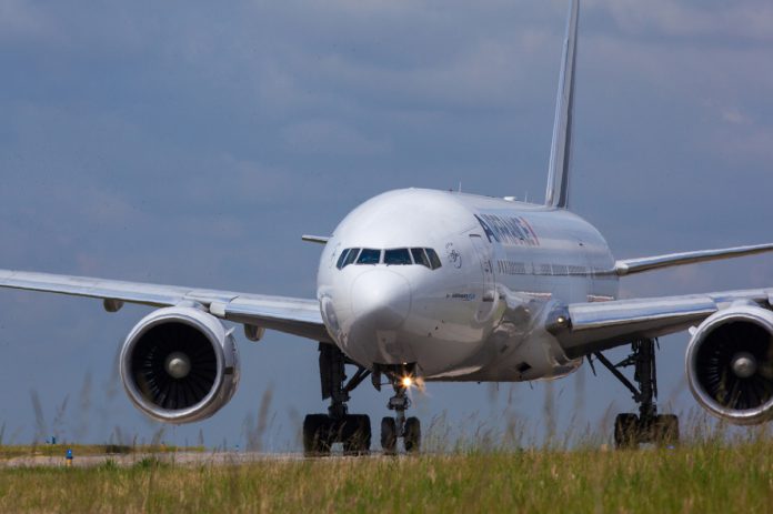 法航B777-300ER
