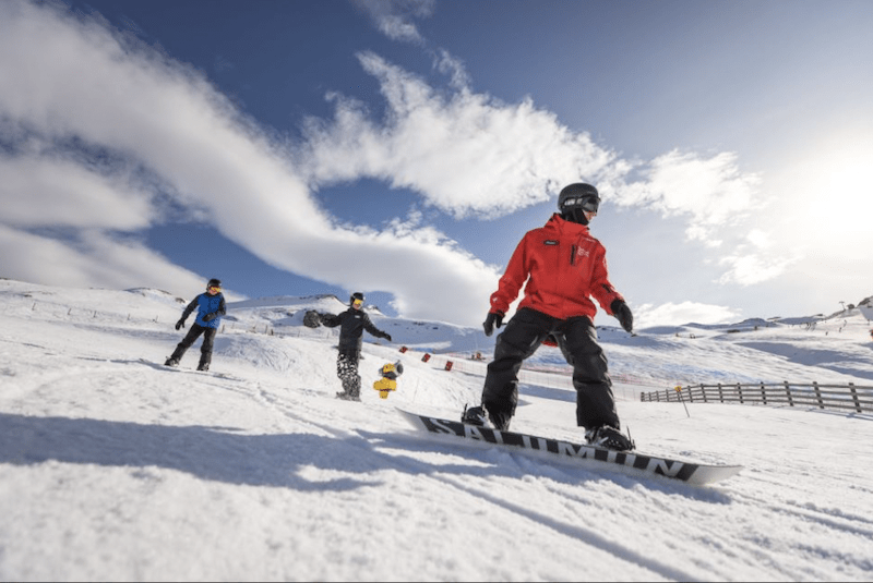 新西兰借苏翊鸣备战新赛季 宣传冬日美景体验