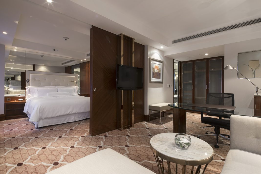 上海威斯汀大饭店推出“相聚时光”客房套餐