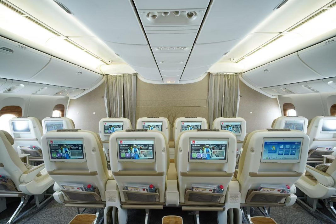 阿航翻新版波音777客机执飞第二批目的地