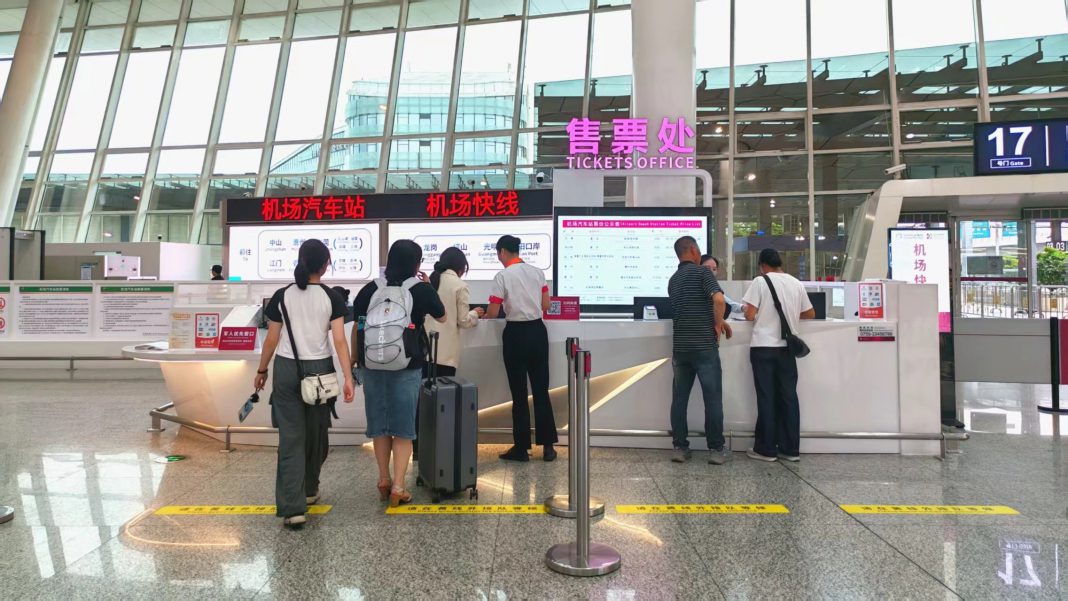 深圳机场开通香港跨境文旅专线