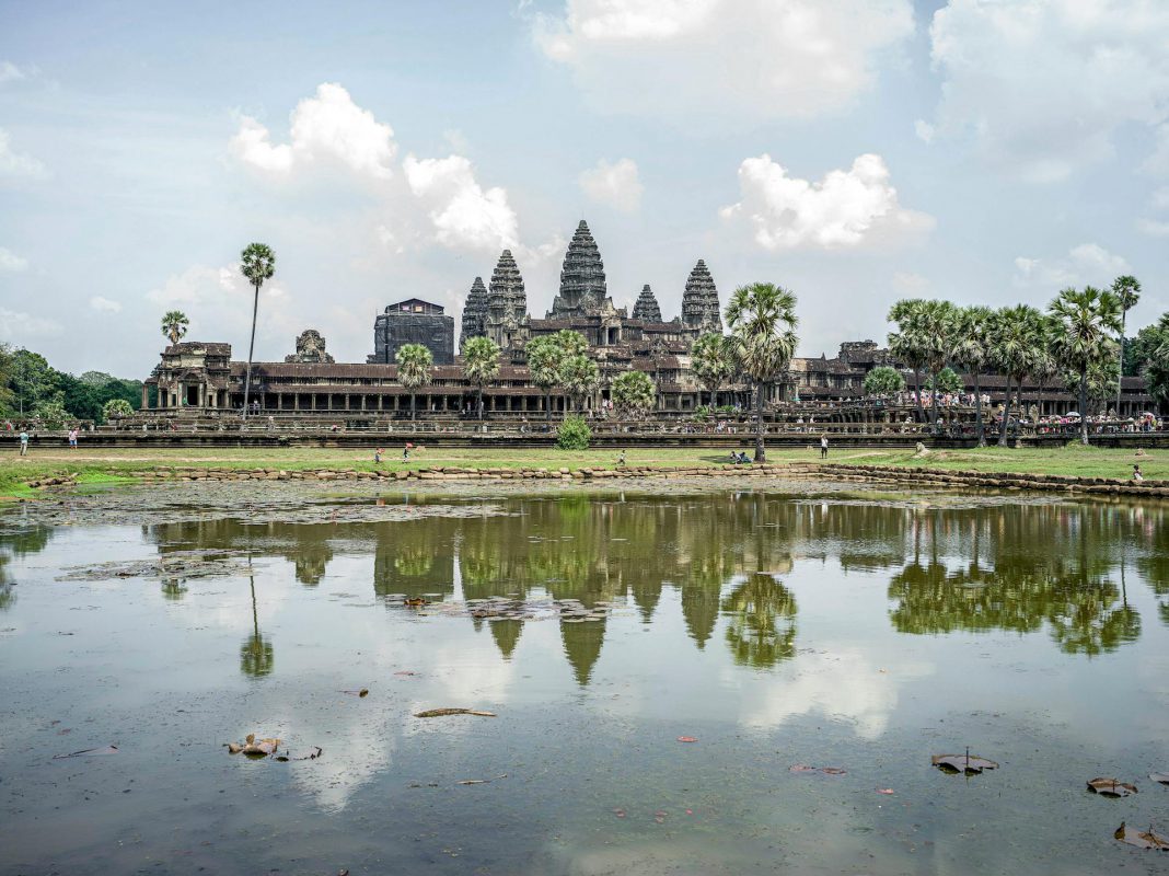 柬埔寨将对中国公民试行免签政策