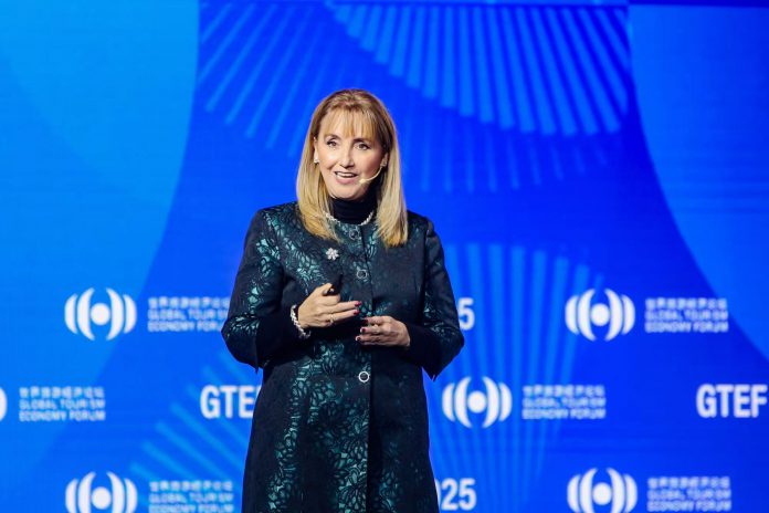 66de72e419a50ea38902b0d3f699f623