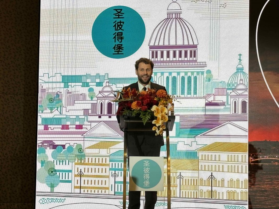 俄旅游业强劲复苏 圣彼得堡上海路演招揽游客