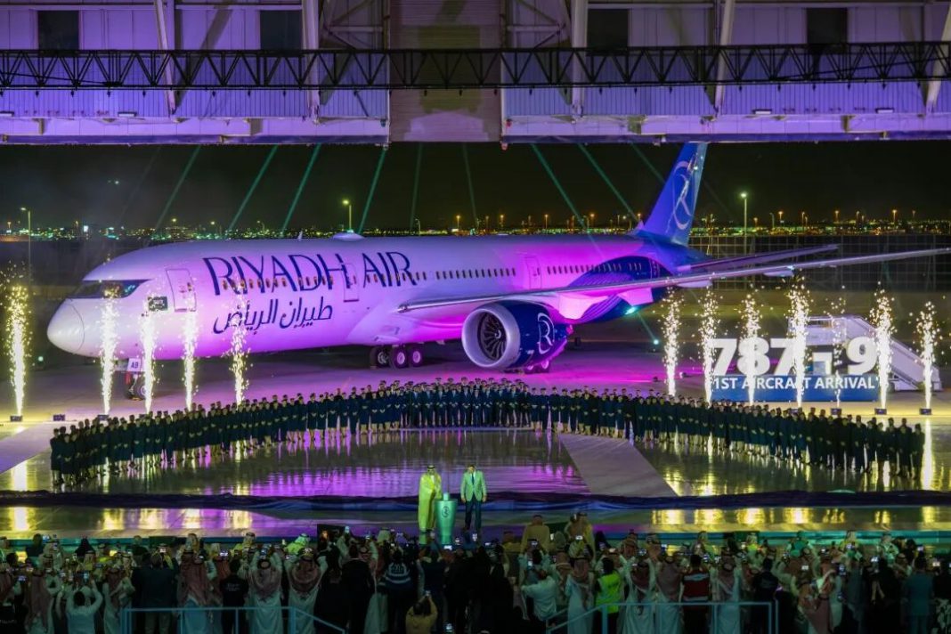利雅得航空举行飞机入列仪式 首批3架波音787-9到位