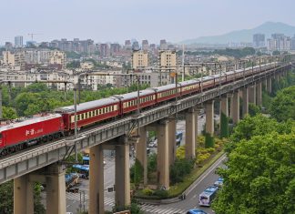 上海推广“乐游长三角·长三角之星”旅游列车